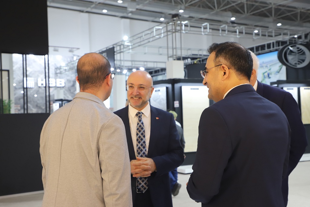 23D1Ee02 9F18 4117 886B 6Bf656924563