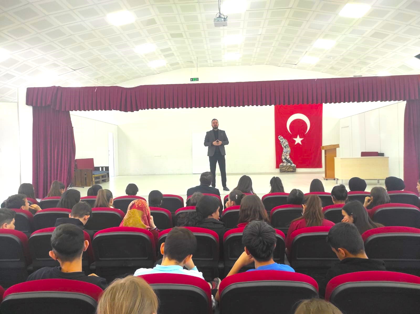 63D7Fb12 Deaf 460A A129 Edb0F3A8F67D