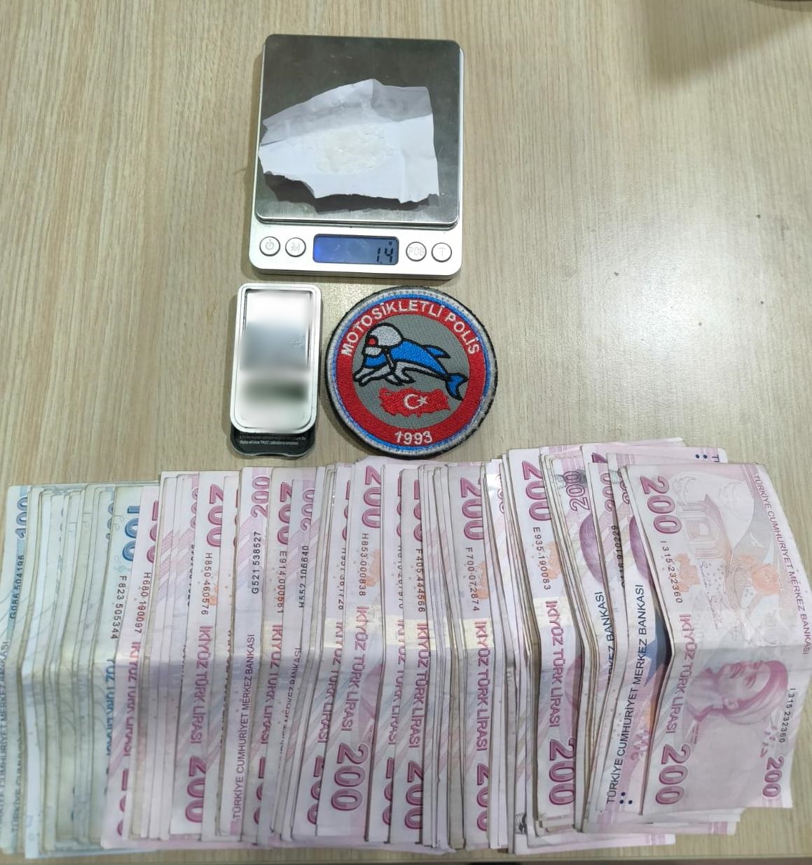 81Abc7Ca 8376 4B8E 8583 4Dee3D132033