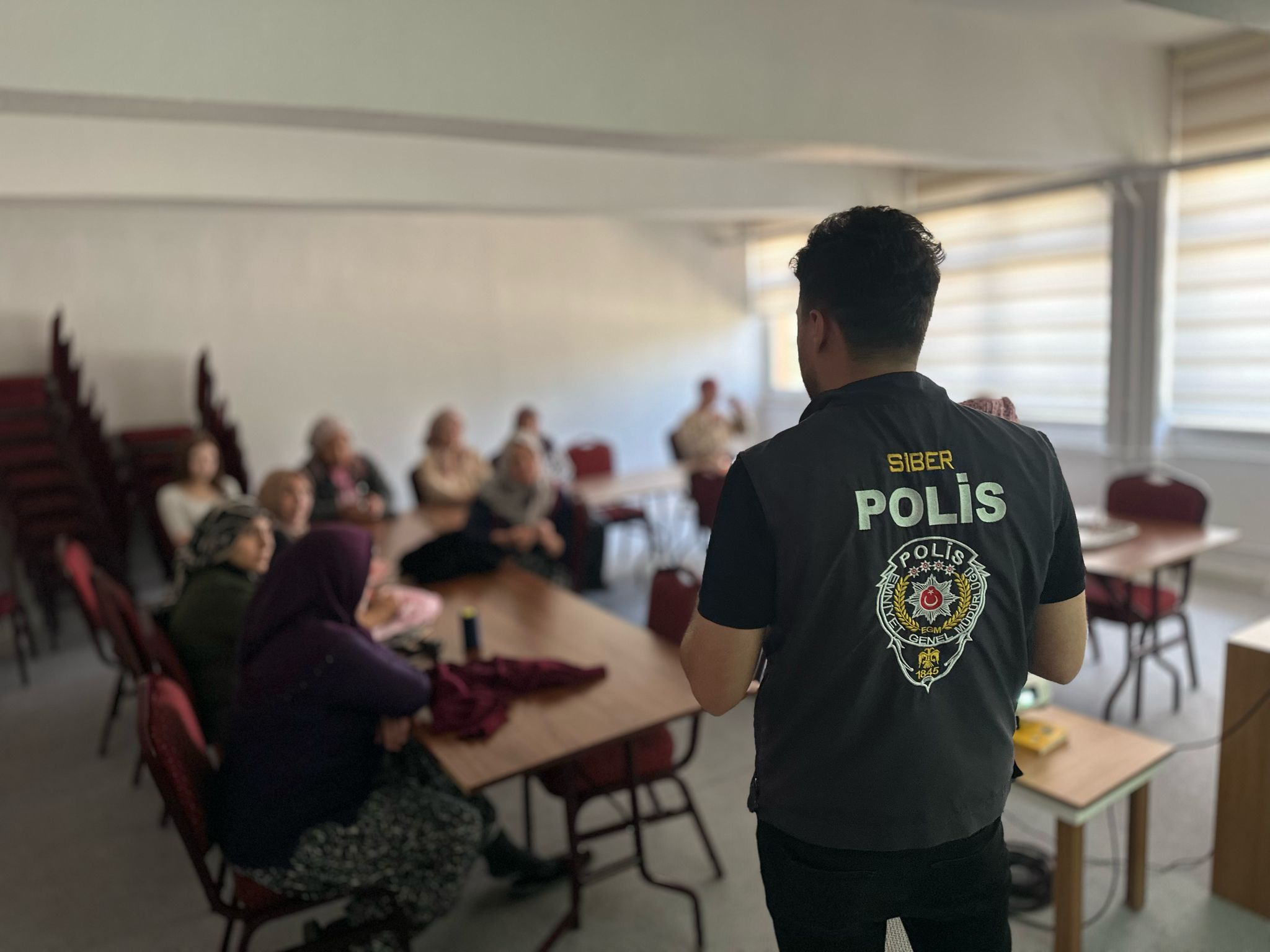 Emniyet Bülten 7 Foto 2