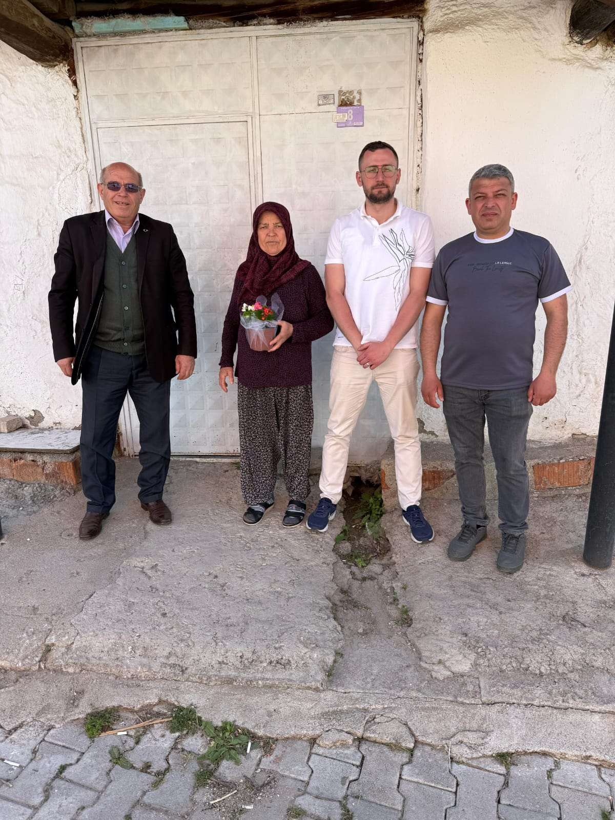 95B9Cc8E 4044 4A8E 8282 50C837B68584