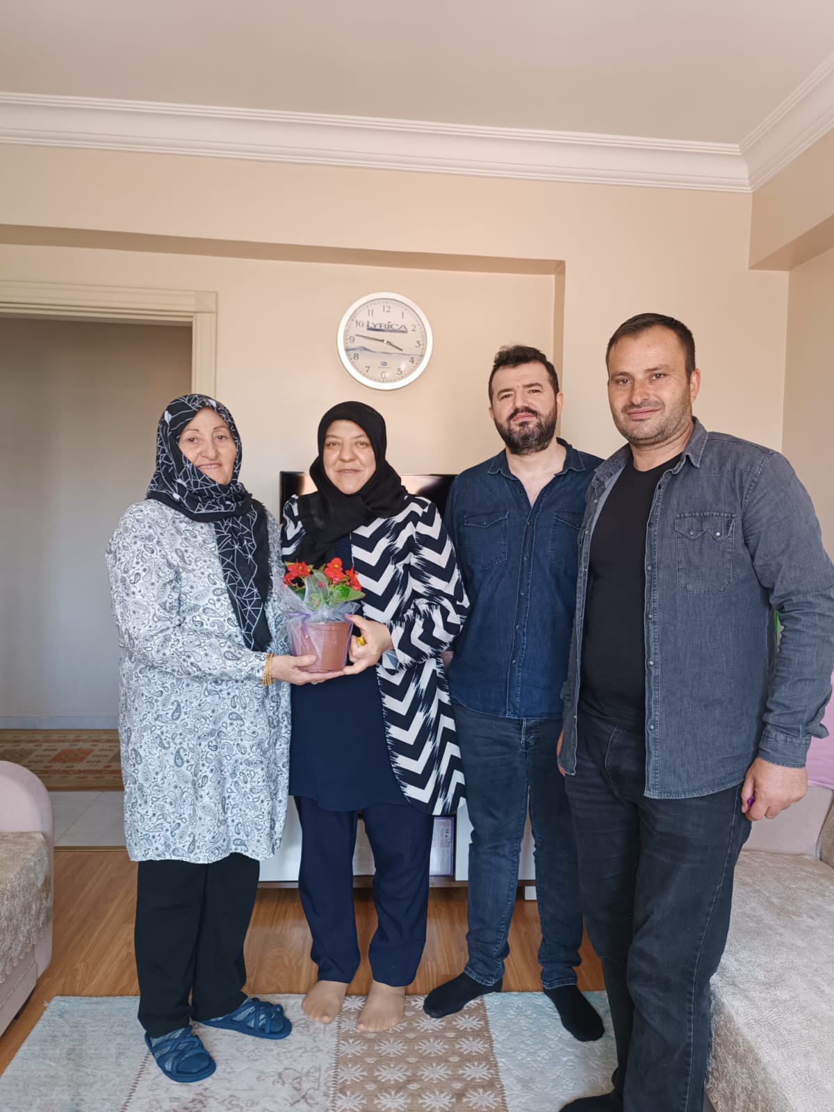 D328Ab75 25Da 4De7 A355 F3C5C7Eac073