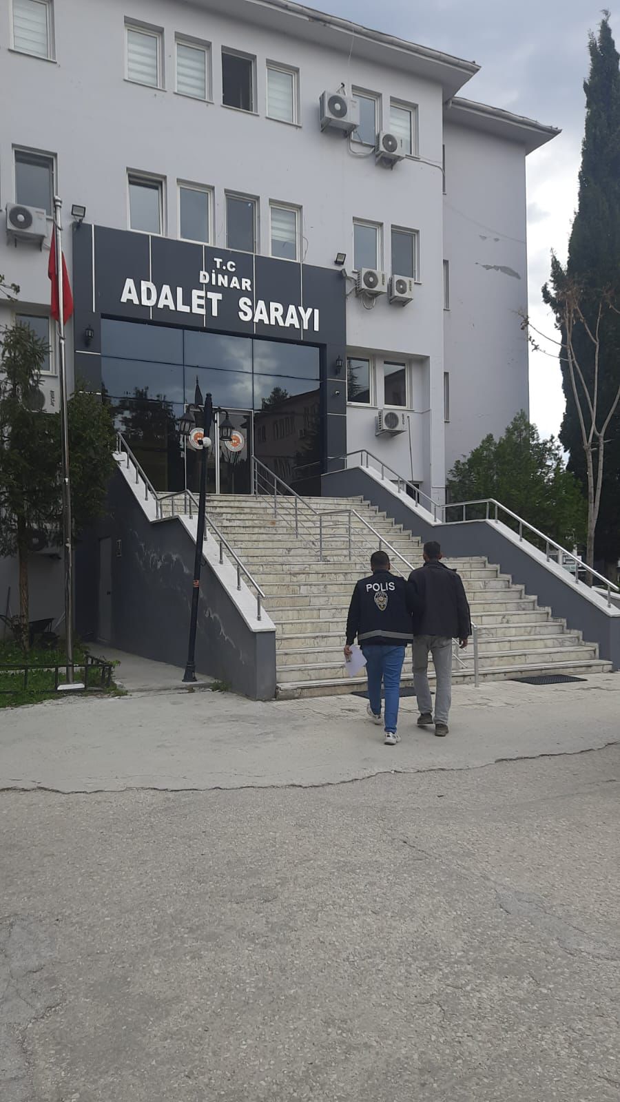 Emniyet Bülten 1 Foto