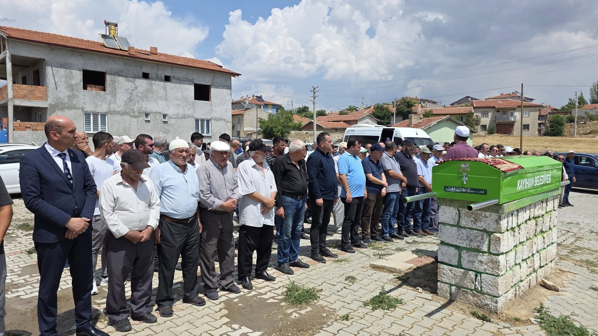 527983481 1240965888071684 2591556877592970432 N