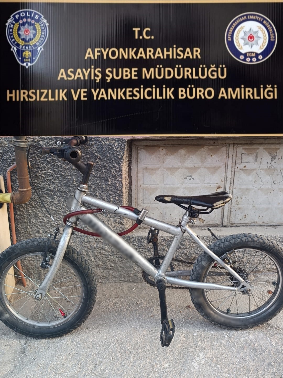 245423Eb 9200 4989 9F3D 767B0251179C