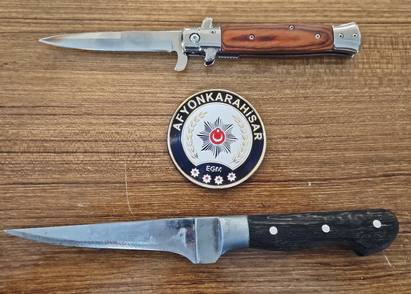 D9B7Fbeb 76Bc 411C 960E 81F06F1F7B96