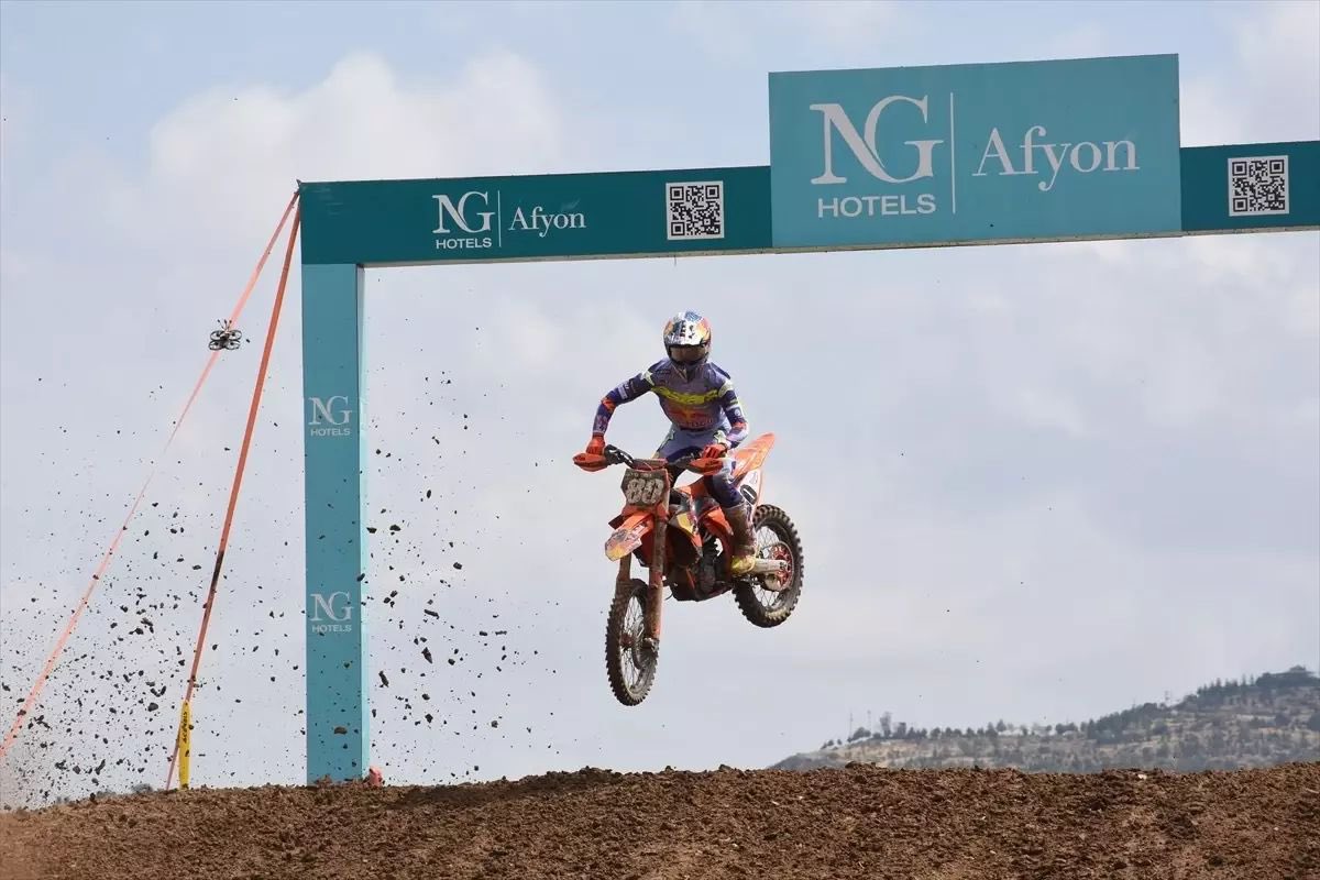 G0 R V K F8 Xc A Af B4