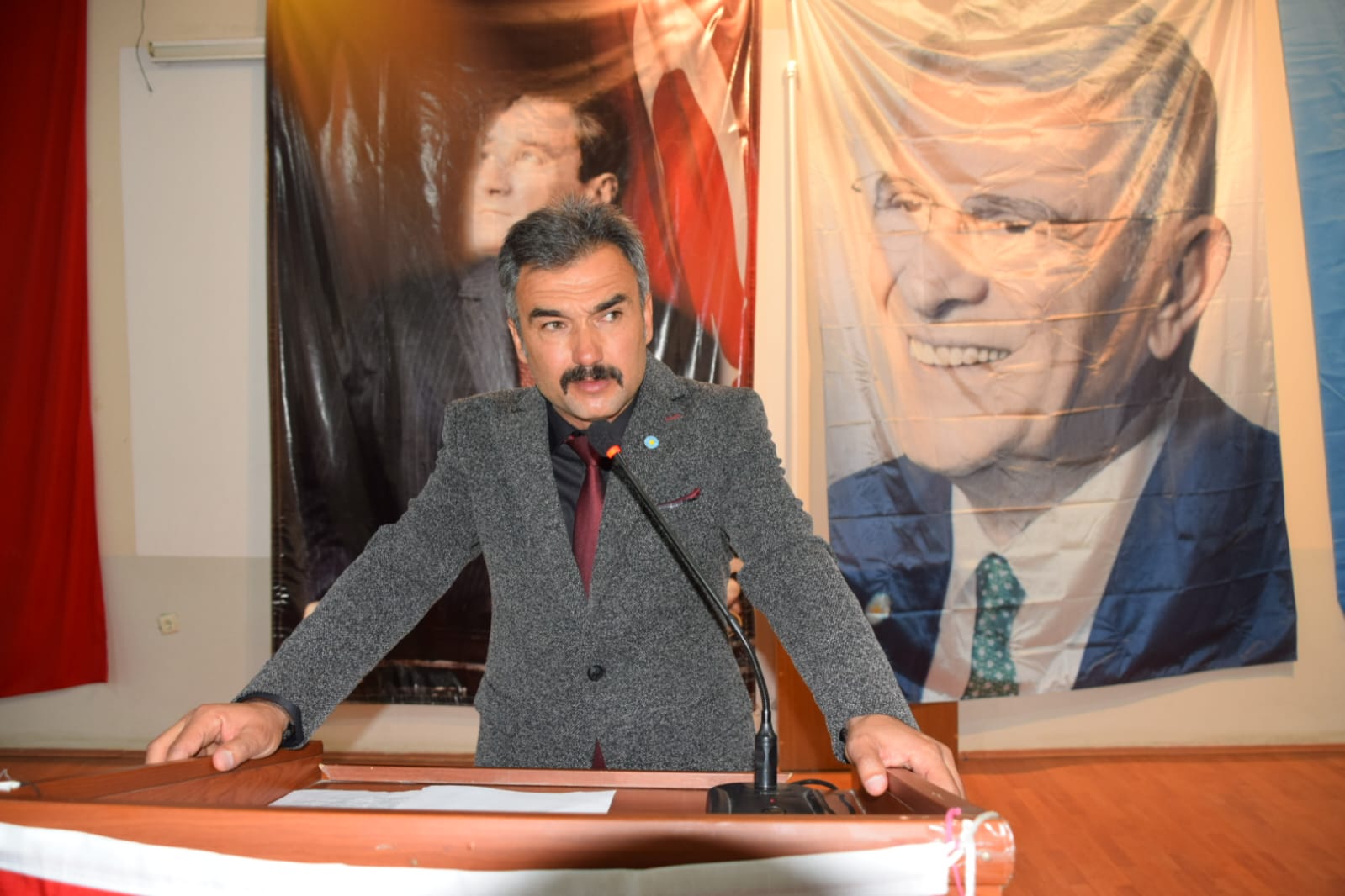 7C043C04 397F 4017 9Ad6 17D8A806993E