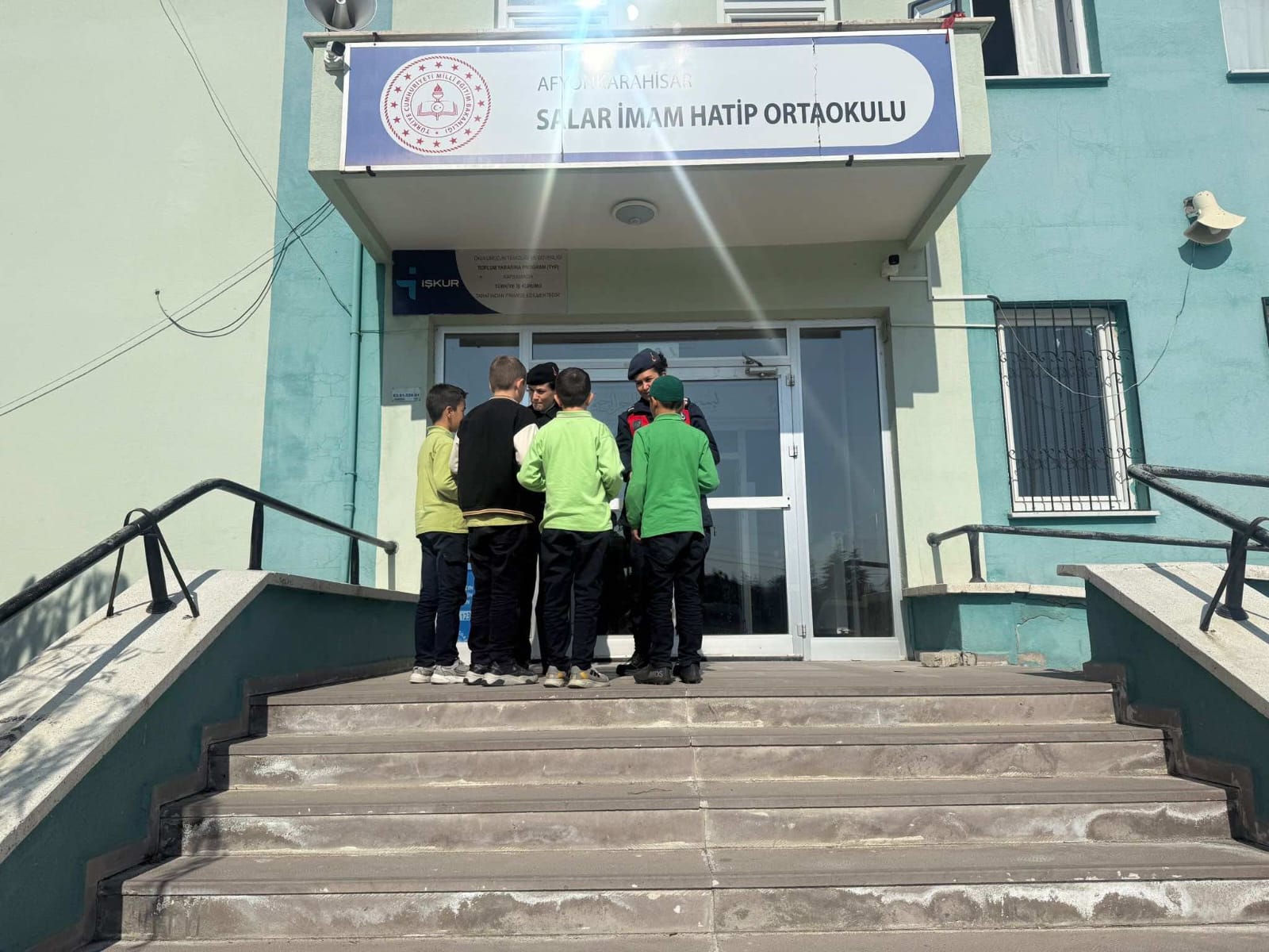 E051D4A9 A639 4A4F 851F 2F057Cdaddf9