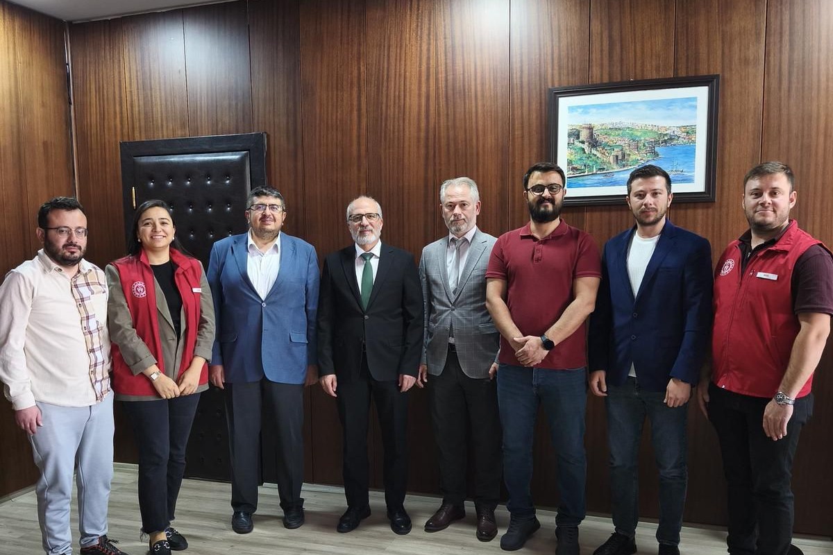 Thumbnail Whatsapp Image 2025 10 09 At 09.35.32