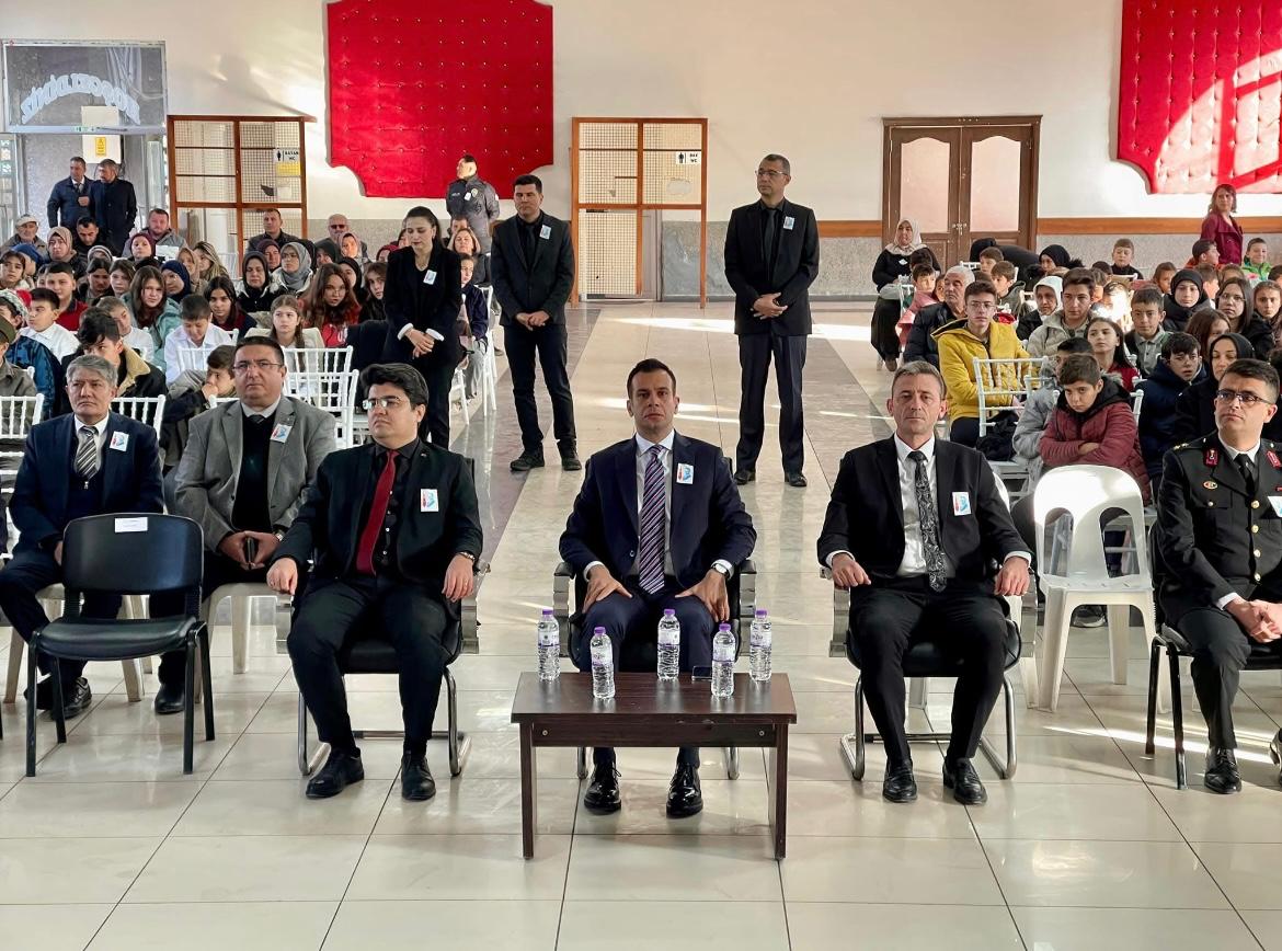 Ac8A4B1E 1E46 4B66 99B5 5445Ed8E5Af2