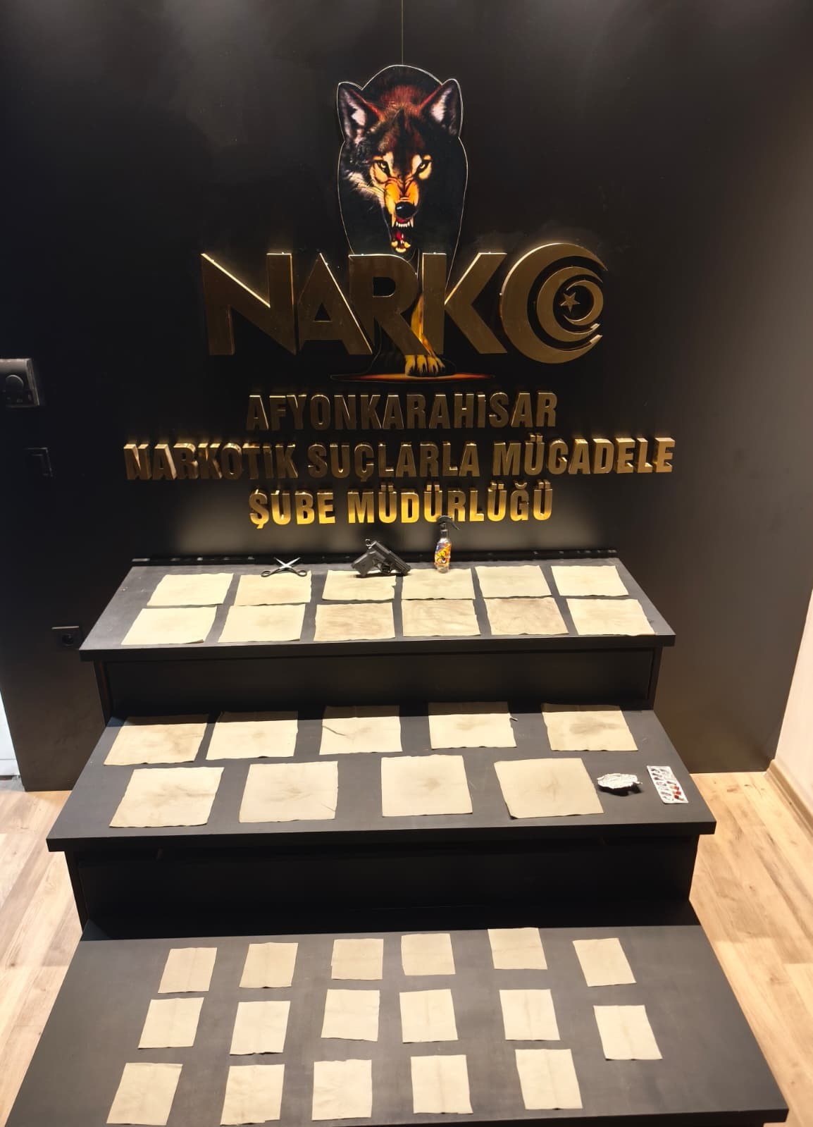 9B63D3C5 64D3 42C8 88D9 Cc00Cc718600