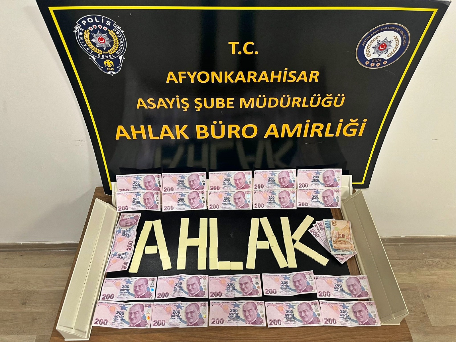 Dcc574A8 301F 4E8D 8E61 Ebae69A6C0C0