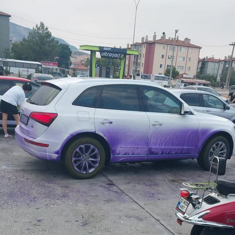 778082431 1061072349747944 1765463644615506505 N