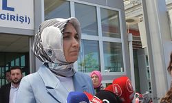 Afyonkarahisar'da yolcu otobüsü ile kamyonet çarpıştı, 1 kişi öldü, 16 kişi yaralandı