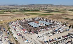 Afyonkarahisar'da hayvan pazarlarında satışa çıkarılan kurbanlıklarda denetimler sürüyor