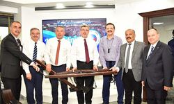 TOBB Başkanı Hisarcıklıoğlu'ndan Dinar'a Övgü Dolu Ziyaret: Oda ve Okul Sözü Verildi!