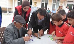 Afyonkarahisar'da "Kuşaktan Kuşağa Öğrenme" Projesiyle Gönüllülük Bilinci Pekişiyor