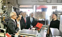 BAKAN URALOĞLU, 5.9'LUK DEPREMLE SARSILAN KALE"DE