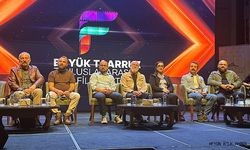 "Gönül Dağı" oyuncuları Afyonkarahisar'da izleyicilerle buluştu