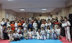 KAYMAKAM DURU AMATÖR SPOR HAFTASI ÖDÜL TÖRENİNE KATILDI.