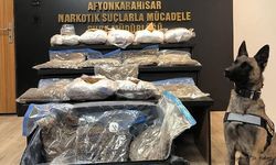 Afyon Polisinden Dev Darbe: 21,5 Kilo Uyuşturucu Ele Geçirildi, İki Şüpheli Gözaltında!