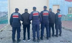 Afyonkarahisar'da Gece Vakti Yağma Suçundan Aranan İki Kişi Yakalandı.!