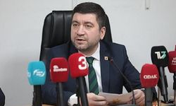 "AK Parti'den Bomba İddia: CHP İl Başkanı Erhan'dan Belediyeye İhalesiz Fatura Kesme Skandalı!"