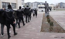 Dolandırıcılık Operasyonu: 8 Şüpheli Tutuklandı