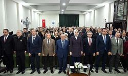 Atatürkçü Düşünce Derneğinden Karakaş"a Sanat Ödülü