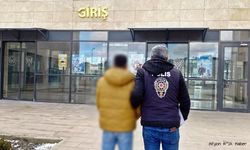 Bilişim Dolandırıcısı Yakayı Ele Verdi