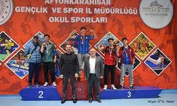 Okul Sporları Gençler Bilek Güreşi Müsabakaları Tamamlandı 