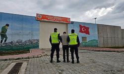 Afyonkarahisar'da Dolandırıcılık Suçundan Aranan Şahıs Yakalandı.!