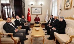 Afyonkarahisar Valisi, Anahtar Partisi İl Başkanı ve Yönetim Kurulunu Ağırladı.