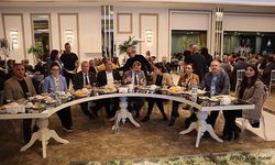 İYİ PARTİ İFTARINA YOĞUN KATILIM