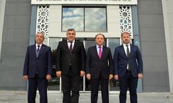 Rektör Karakaş, Şehir ve Kültür Akademisinde Öğretmenlerle Bir Araya Geldi