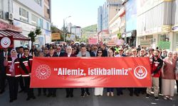 Afyonkarahisar'da Aile Yılı Coşkusu: Yürüyüşle Başladı