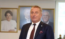 “Cennet, annelerin ayakları altındadır”