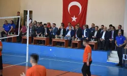 Kaymakam Duru, Voleybol Turnuvası Final Maçını İzledi
