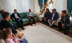 AK Parti İl Başkanı Şahin, Hocalar İlçesini Ziyaret Etti.!