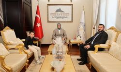 Akharım Belediye Başkanı Süleyman Kaynak Vali Yiğitbaşı'nı Ziyaret Etti