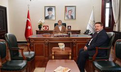 Vali Yiğitbaşı, SGK İl Müdürü Fidan’ı Yeni Görevine Uğurladı.