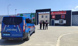 13 Yıl Cezalı Aranan Şahıs Jandarma Operasyonuyla Yakalandı!