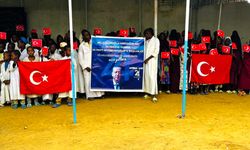 AFRİKA’DA DUALAR AK PARTİ AFYON İÇİN EDİLDİ