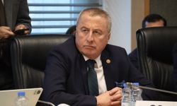 “GERÇEKLER AĞIR TEDAVİ GEREKTİRİRKEN, PANSUMAN SİYASETİYLE SAĞLIK BAŞKENTİ OLUNMAZ”