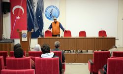 İİBF’de “Doğal Ürünler Pazarında Fark Yaratmak” Temalı Konferans Düzenlendi