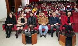 Doç. Dr. Nas, “Akademide Dilin Etkin Kullanımı”nı Anlattı