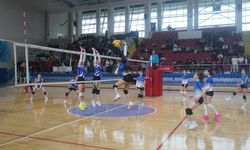 Okul Sporları Yıldız Kızlar Voleybol Müsabakası Afyonkarahisar’da Sona Erdi