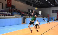 Okul Sporları Gençler Badminton Müsabakaları Afyonkarahisar’da Sona Erdi