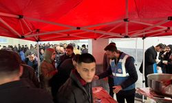 BERAT KANDİLİ’NDE AK GENÇLERDEN ANLAMLI İKRAM PROGRAMI